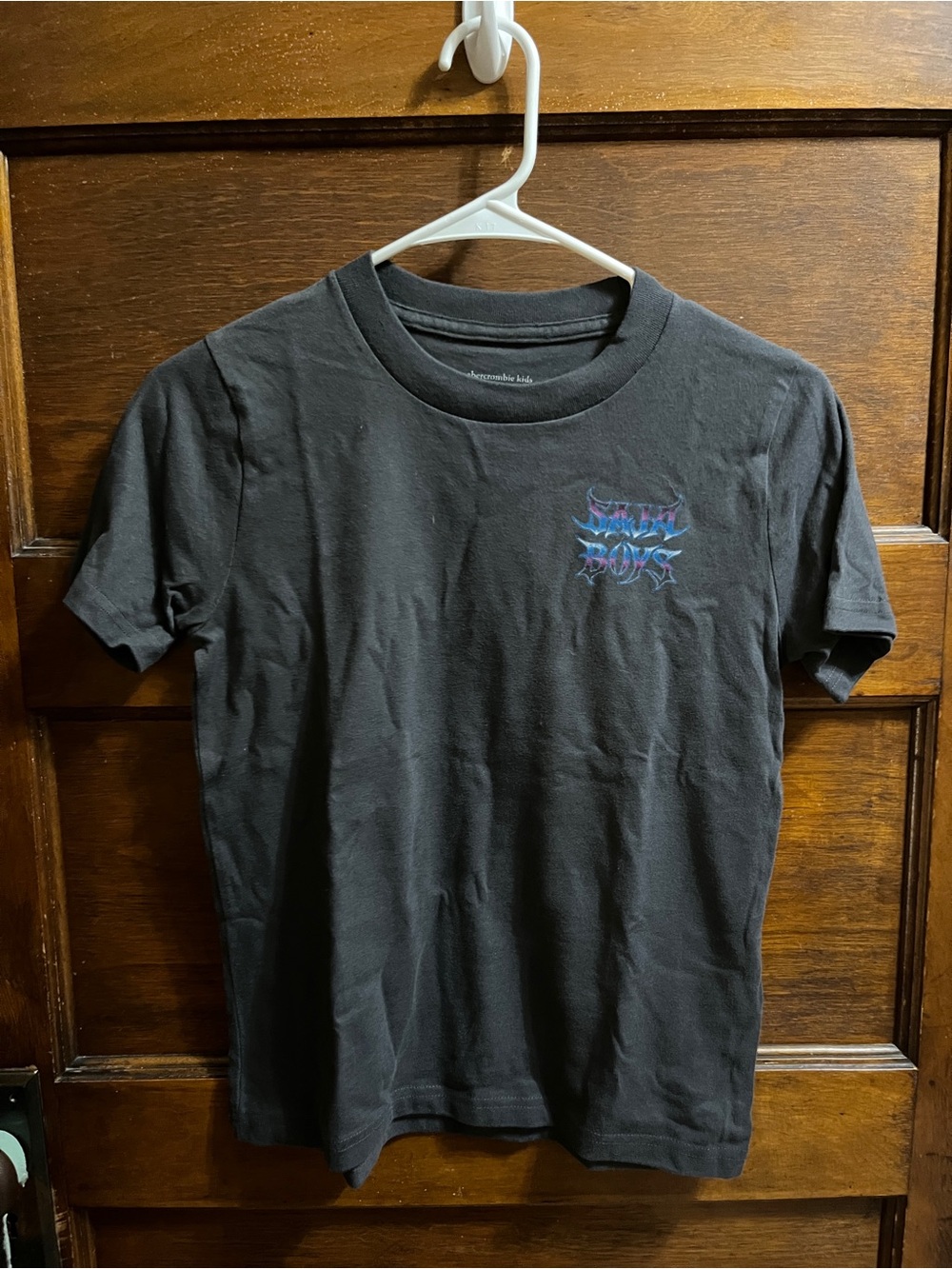 abercrombie kids charcoal gray Short Sleeve Tee with Blue & Purple Chest Graphic